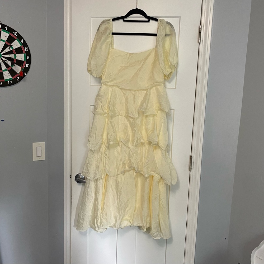 Midi yellow dress